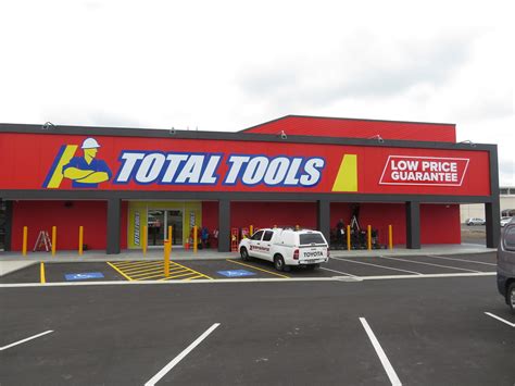 Total Tools Windsor Gardens .